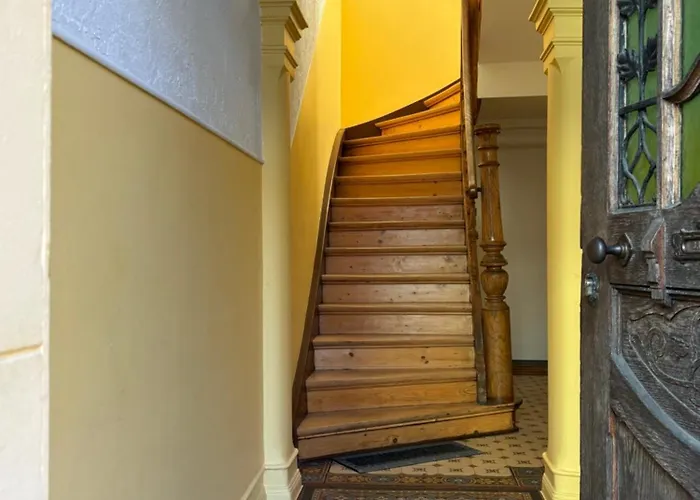 Zentrum, Moderne Maisonette, Parkplatz Inklusive *